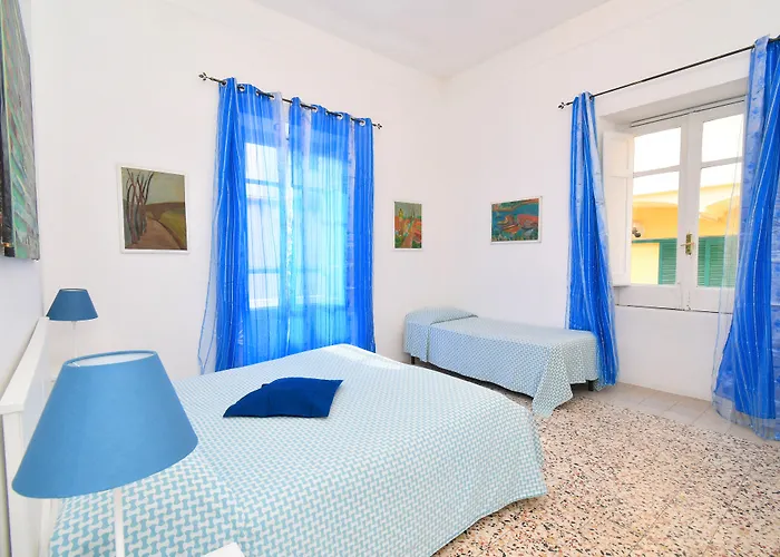 Panoramica - Ponte 3* イスキア島