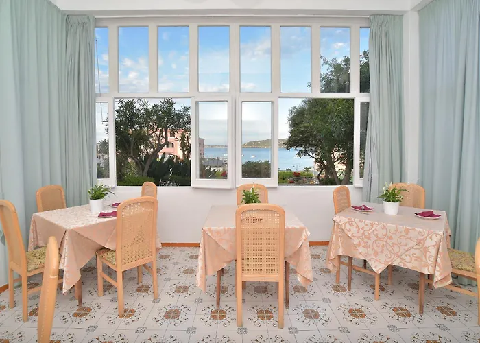 Panoramica - Ponte ホテル イスキア島